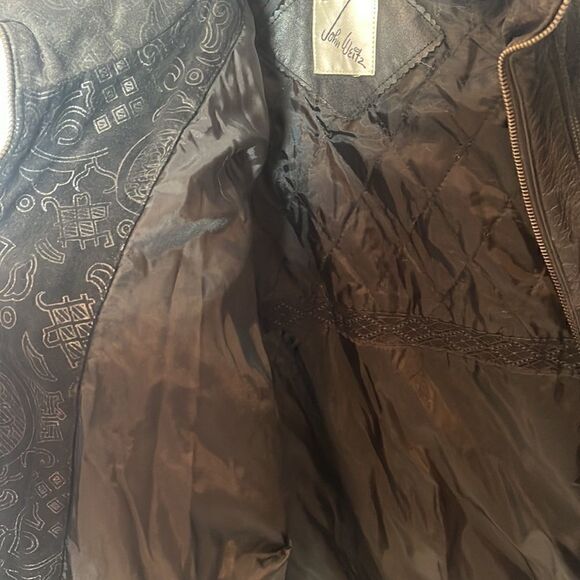 Vintage John Weitz Black Leather Jacket. Size Medium. - Picture 10 of 12